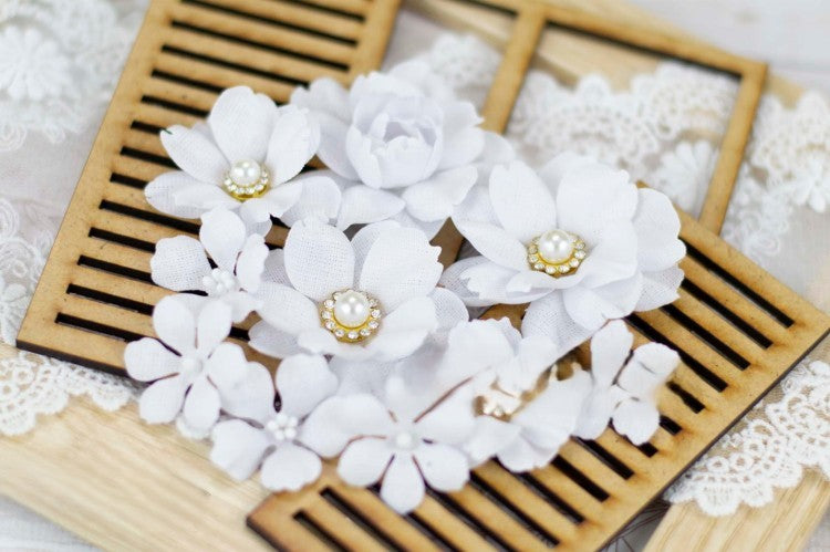 Blomstersentre med perler