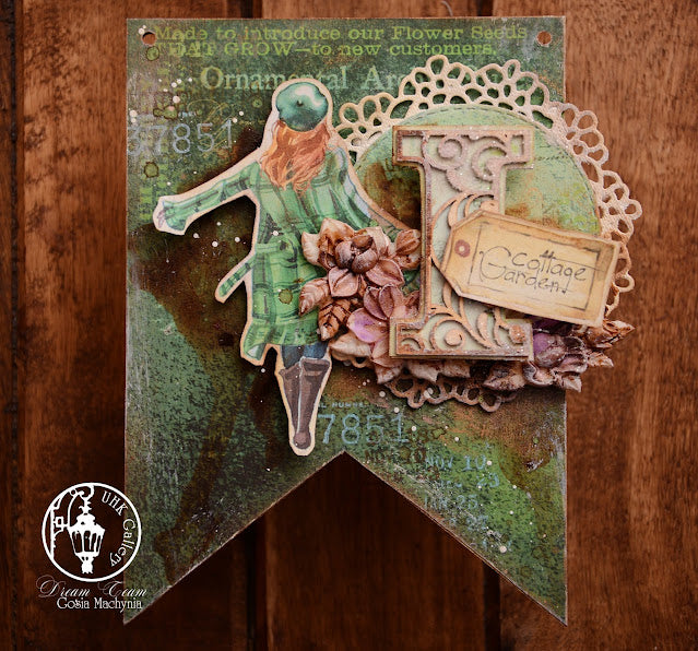 UHK GALLERY - Cottage Girl 12x12"