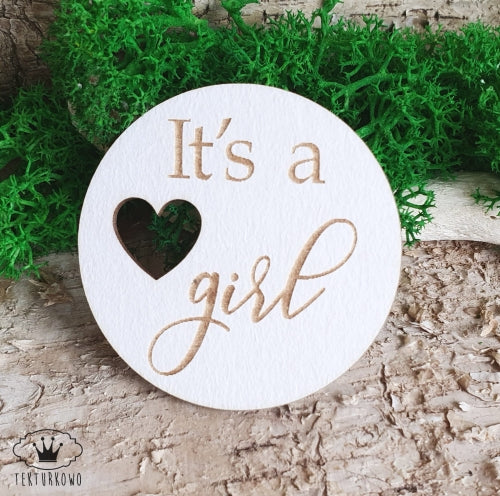 Chipboard - Innskripsjon - It`s a girl