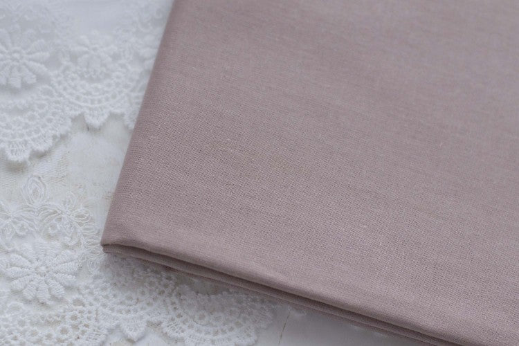 Ferdig stivnet bomullsstoff – perfekt til stoffblomster - kakao