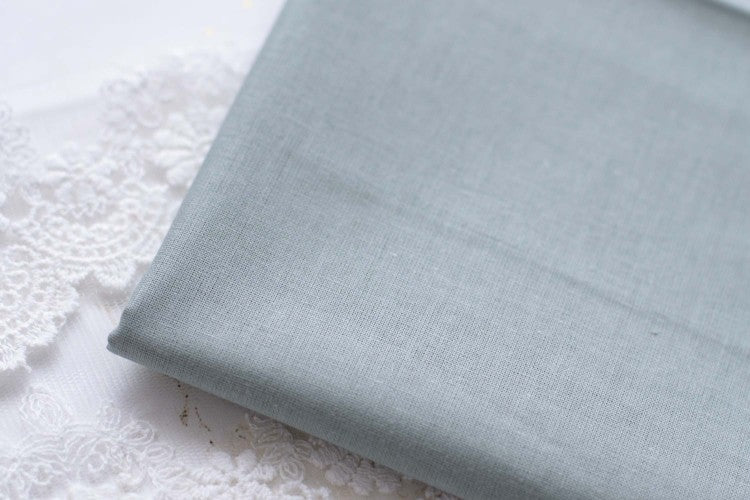 Ferdig stivnet bomullsstoff – perfekt til stoffblomster - salvia