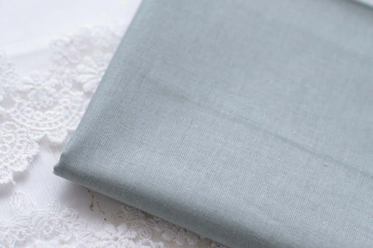 Ferdig stivnet bomullsstoff – perfekt til stoffblomster - salvia